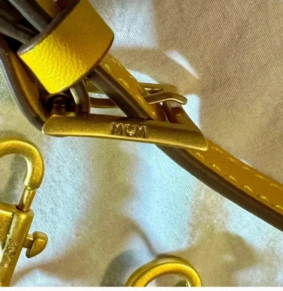 MCM Mini Ella old yellow leather Boston bag - Picture 4 of 11